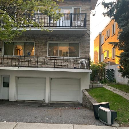 Montreal Accommodation Near Downtown المظهر الخارجي الصورة