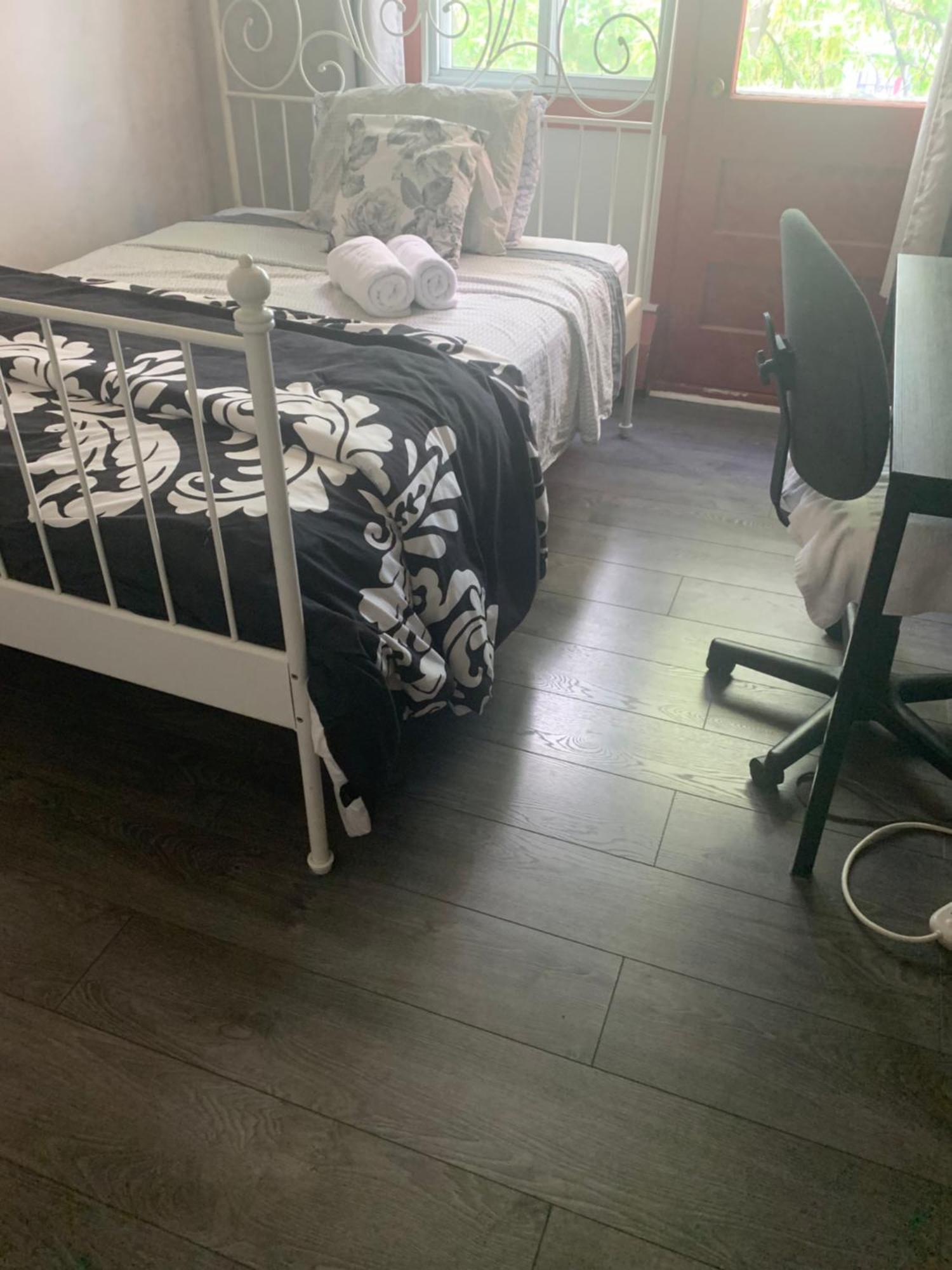 Montreal Accommodation Near Downtown المظهر الخارجي الصورة